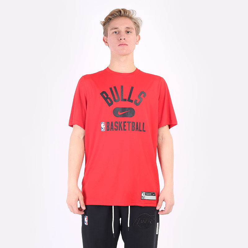 мужская красная футболка Nike NBA Chicago Bulls Dri-FIT T-Shirt DA5916-657 - цена, описание, фото 3
